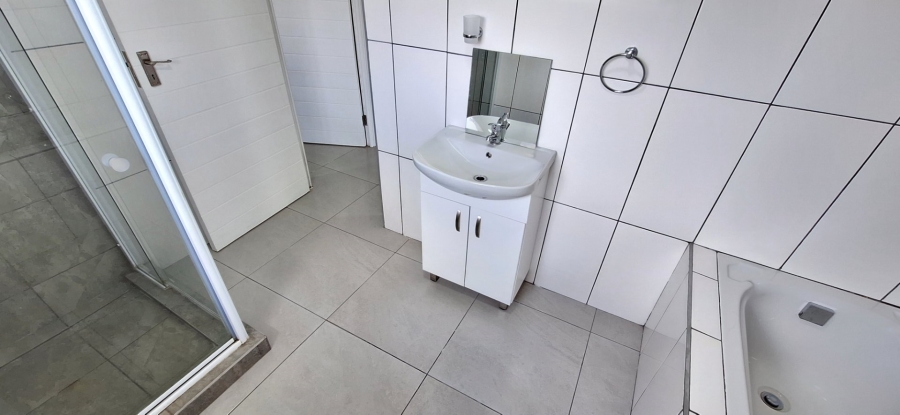 3 Bedroom Property for Sale in Albertinia Western Cape